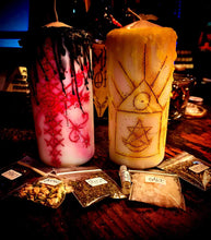 Load image into Gallery viewer, Hocus Pocus Magickal Carved Candles