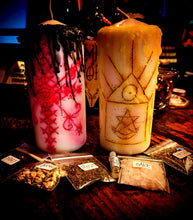 Load image into Gallery viewer, Hocus Pocus Magickal Carved Candles
